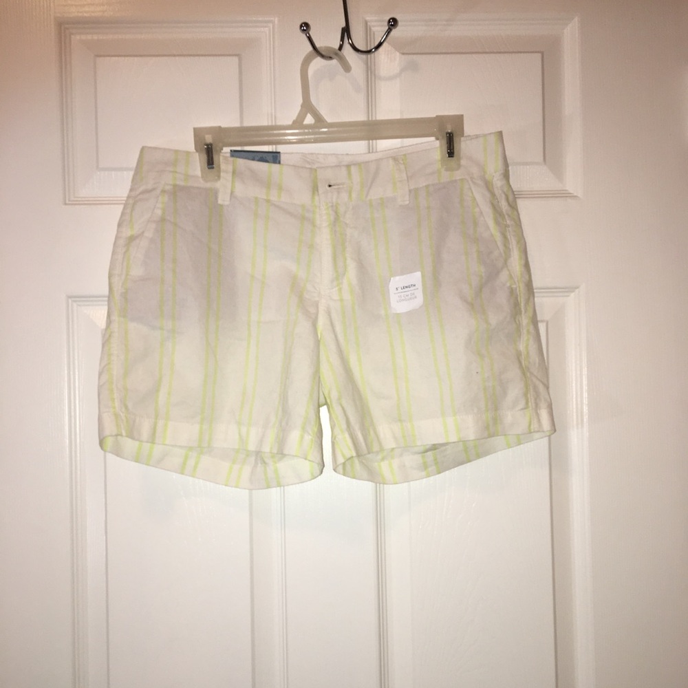 Gap 5” Shorts Size 6